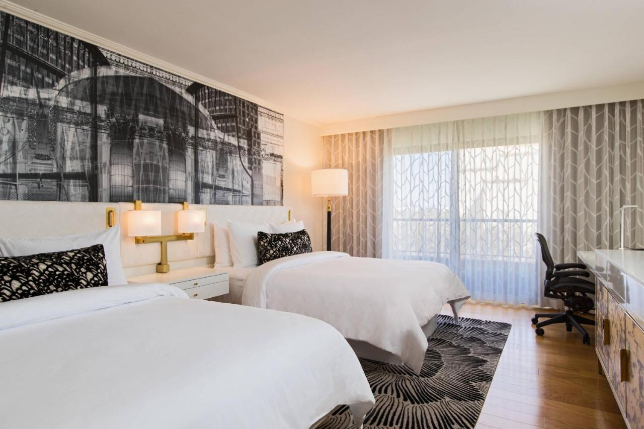 Avenue Of The Arts Costa Mesa, A Tribute Portfolio 4*
