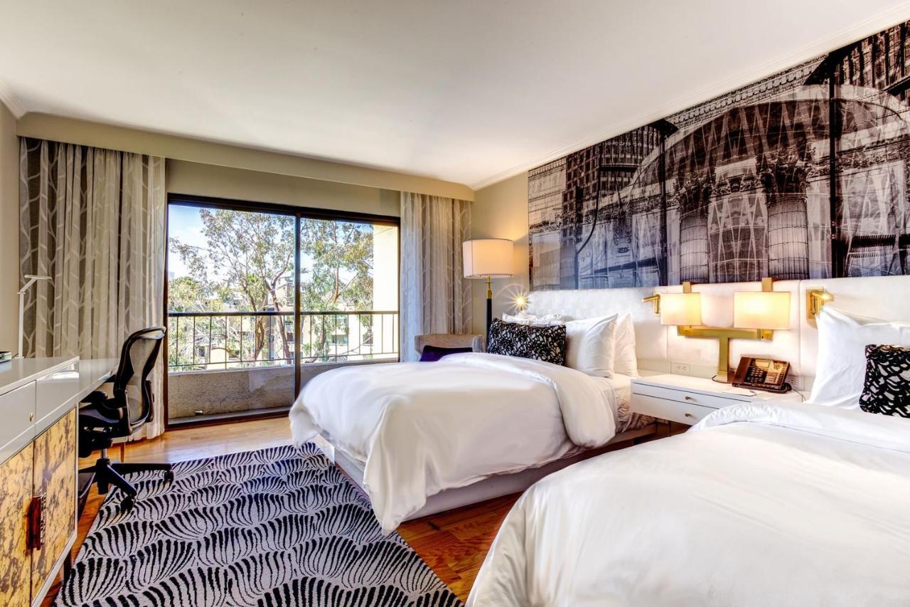 Hotel Avenue Of The Arts Costa Mesa, A Tribute Portfolio 4*
