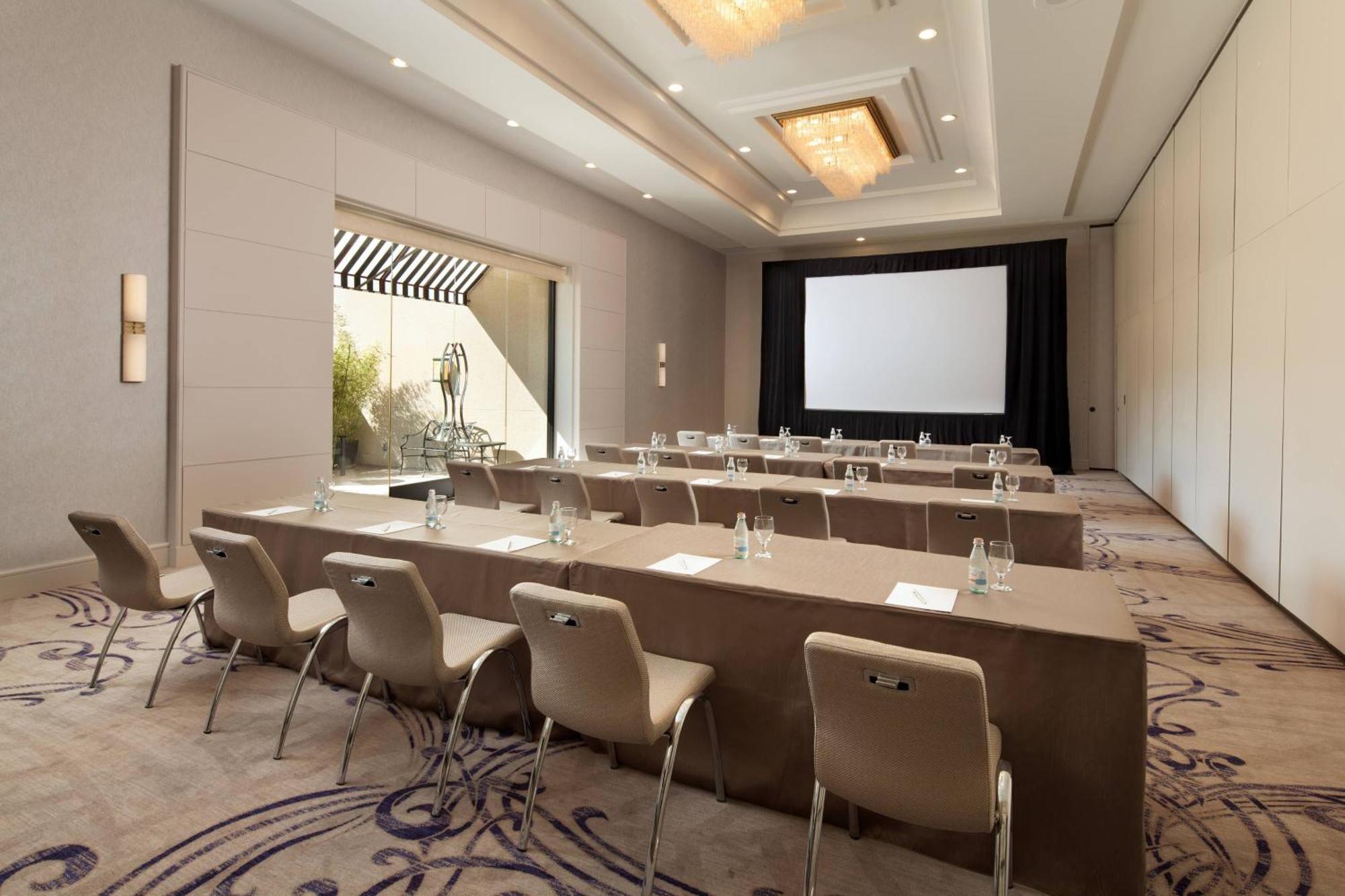 Hotel Avenue Of The Arts Costa Mesa, A Tribute Portfolio 4*