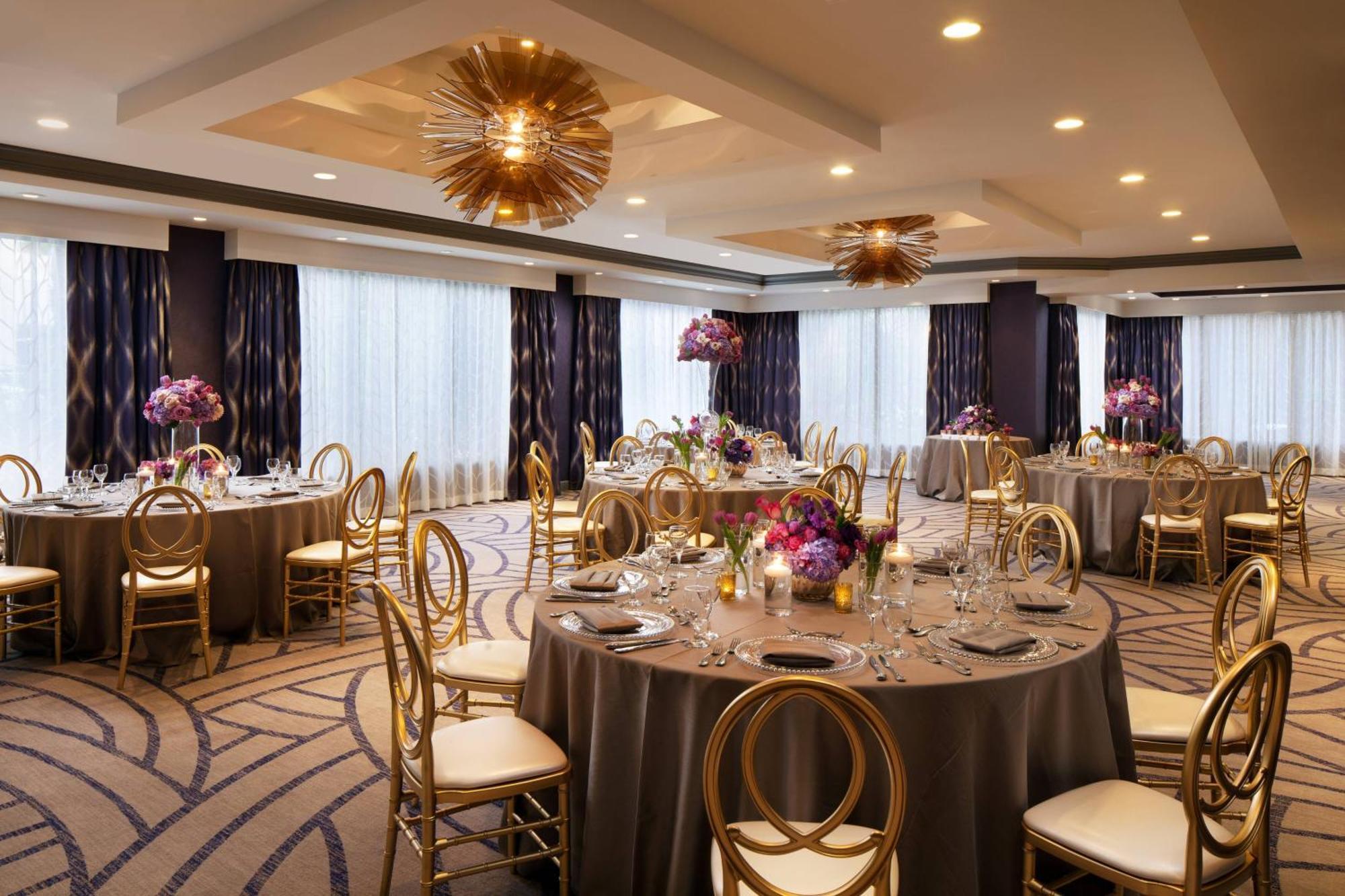 Avenue Of The Arts Costa Mesa, A Tribute Portfolio 4*